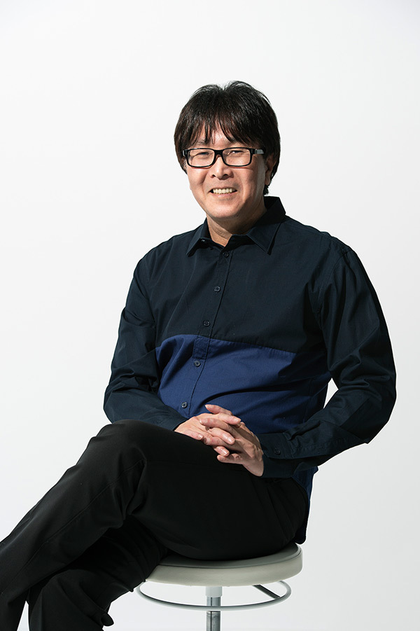 Yoichi Takahashi (creator of the Captain Tsubasa series)